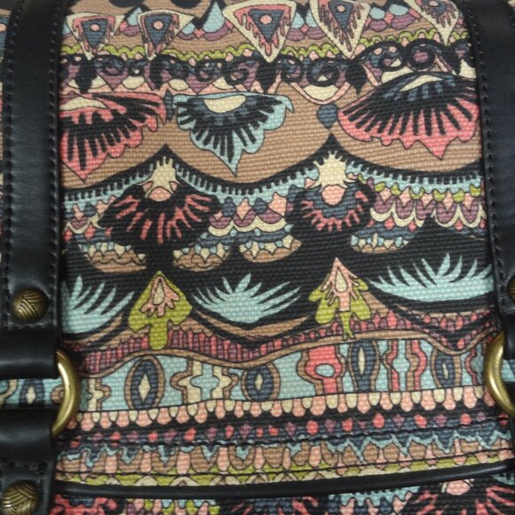 Sakroots Women’s Convertible Signature Peace Print Backpack/ Crossbody Bag/Purse - Picture 3 of 14